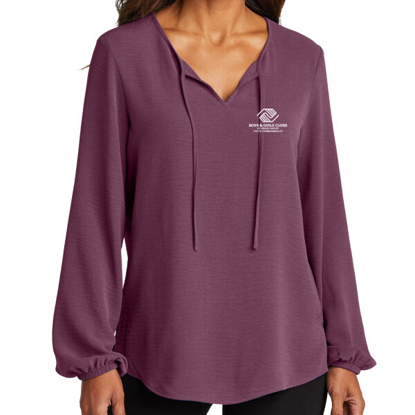 Women's Textured Crepe Blouse Thumbnail